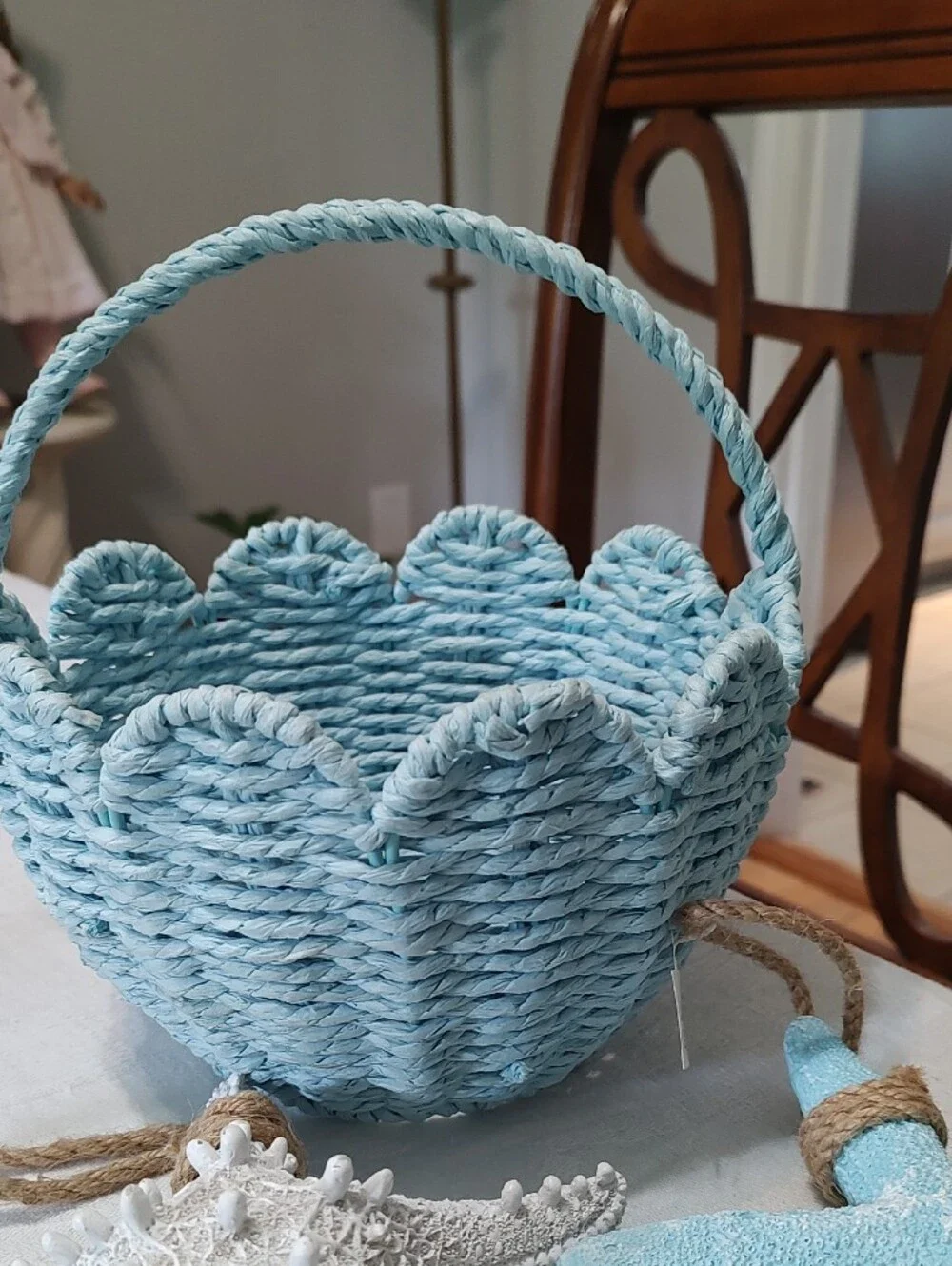 Coastal Woven Basket with Handle - Light Blue And Two Starfish